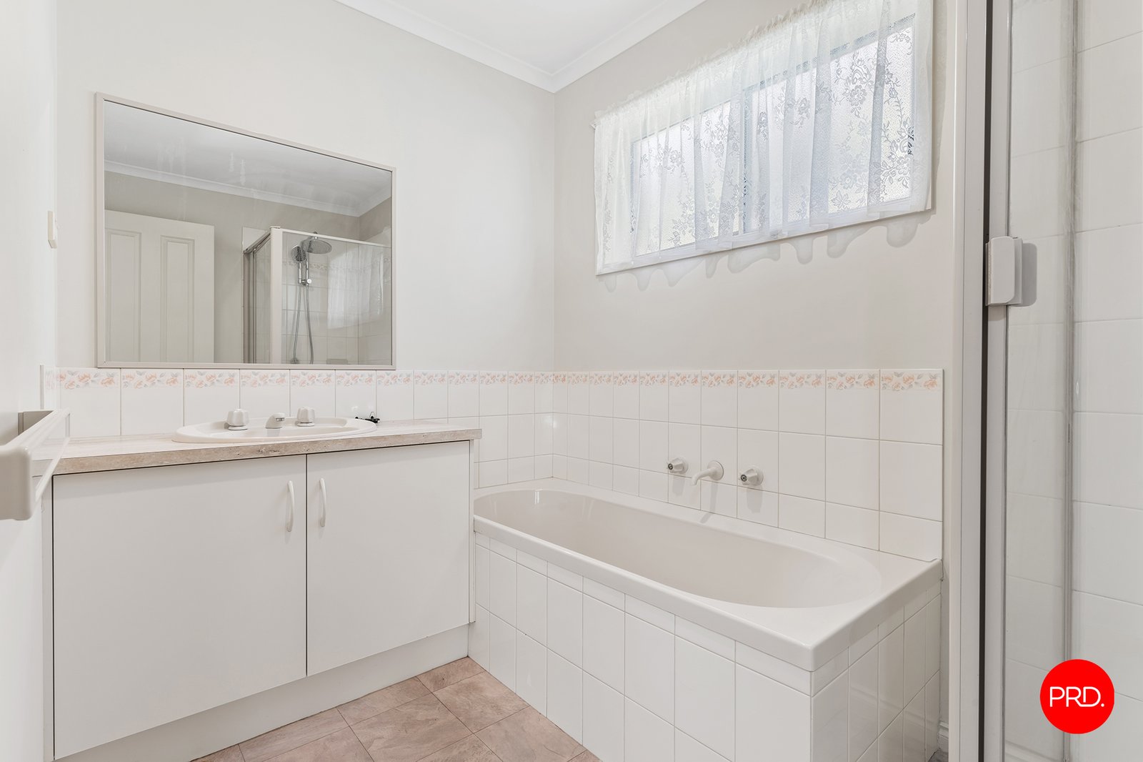 2/192 Mackenzie Street West GOLDEN SQUARE 10