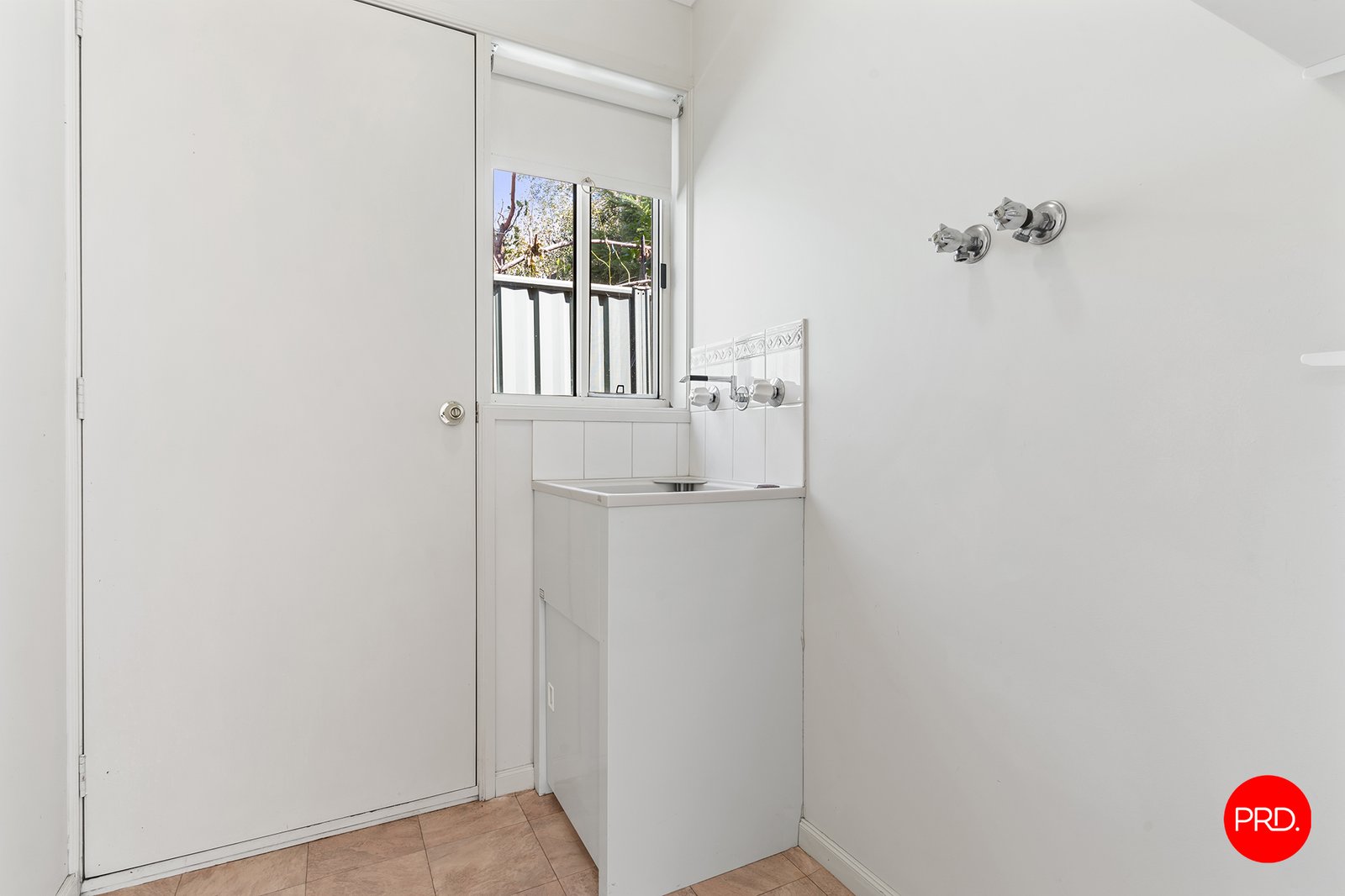 2/192 Mackenzie Street West GOLDEN SQUARE 11