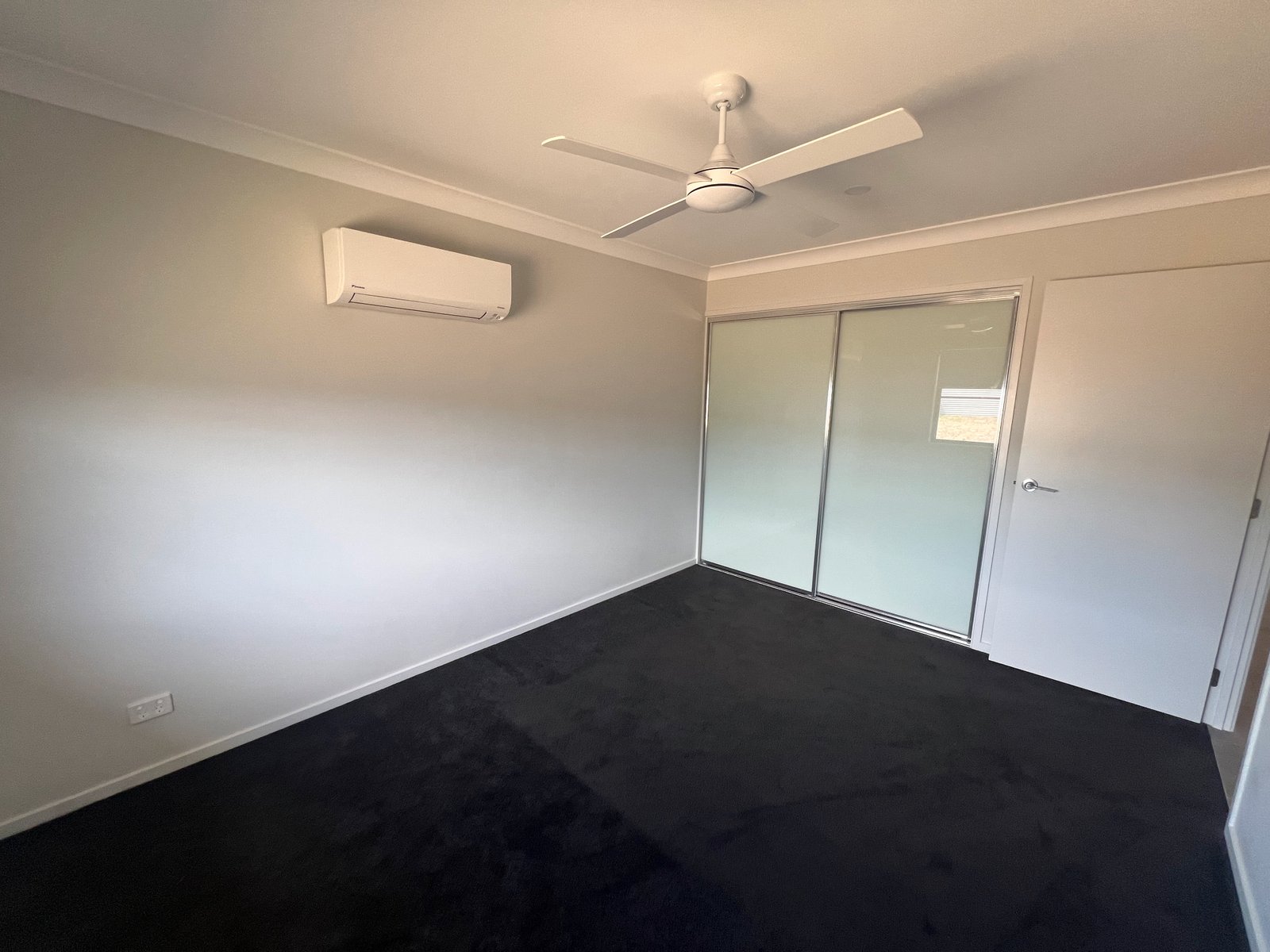 2/194 Warrah Drive TAMWORTH 7