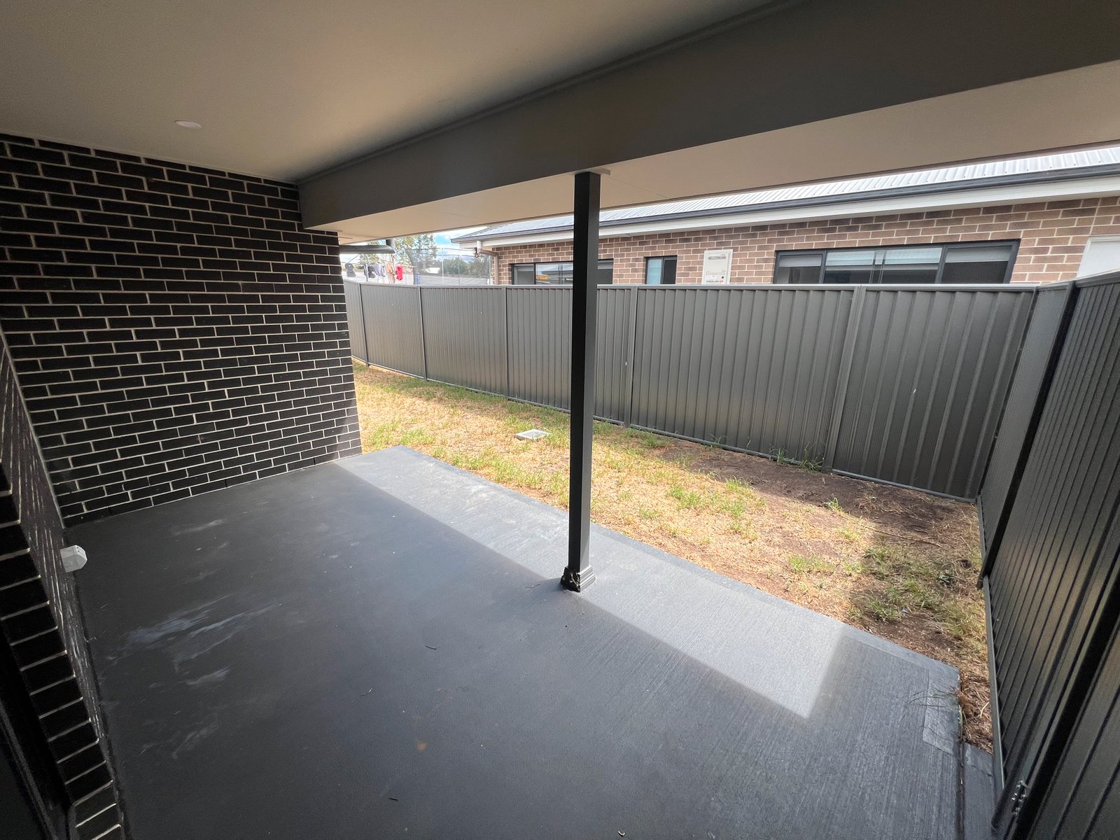 2/194 Warrah Drive TAMWORTH 11