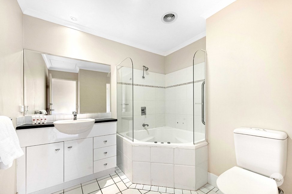 219/43 Shoal Bay Road SHOAL BAY 10