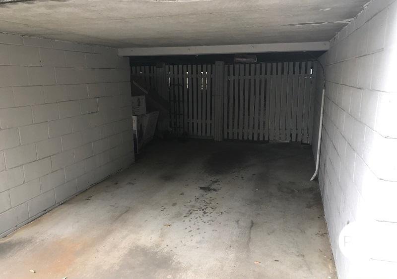 2/196 Bonney Avenue CLAYFIELD 8