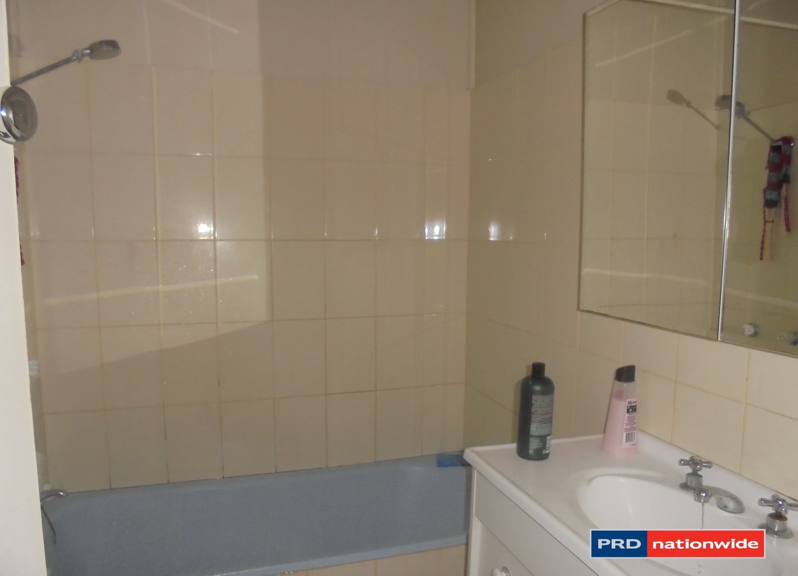 2/196 Bonney Avenue CLAYFIELD 4