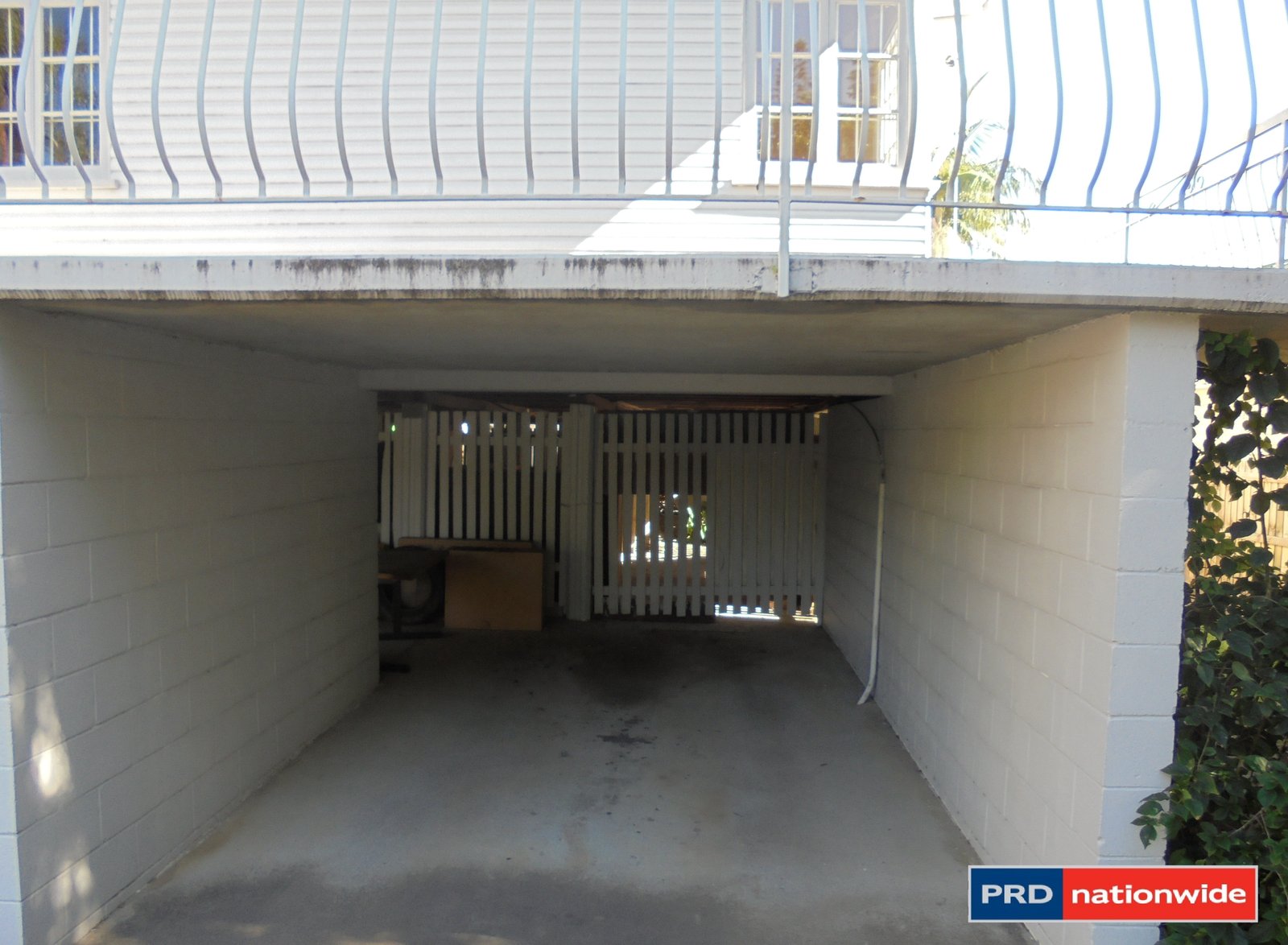 2/196 Bonney Avenue CLAYFIELD 5