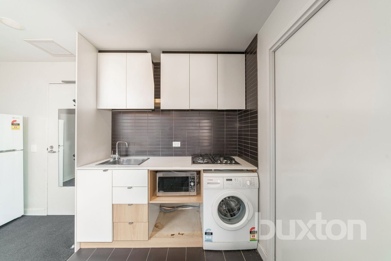 Gallery: 219/6 John Street