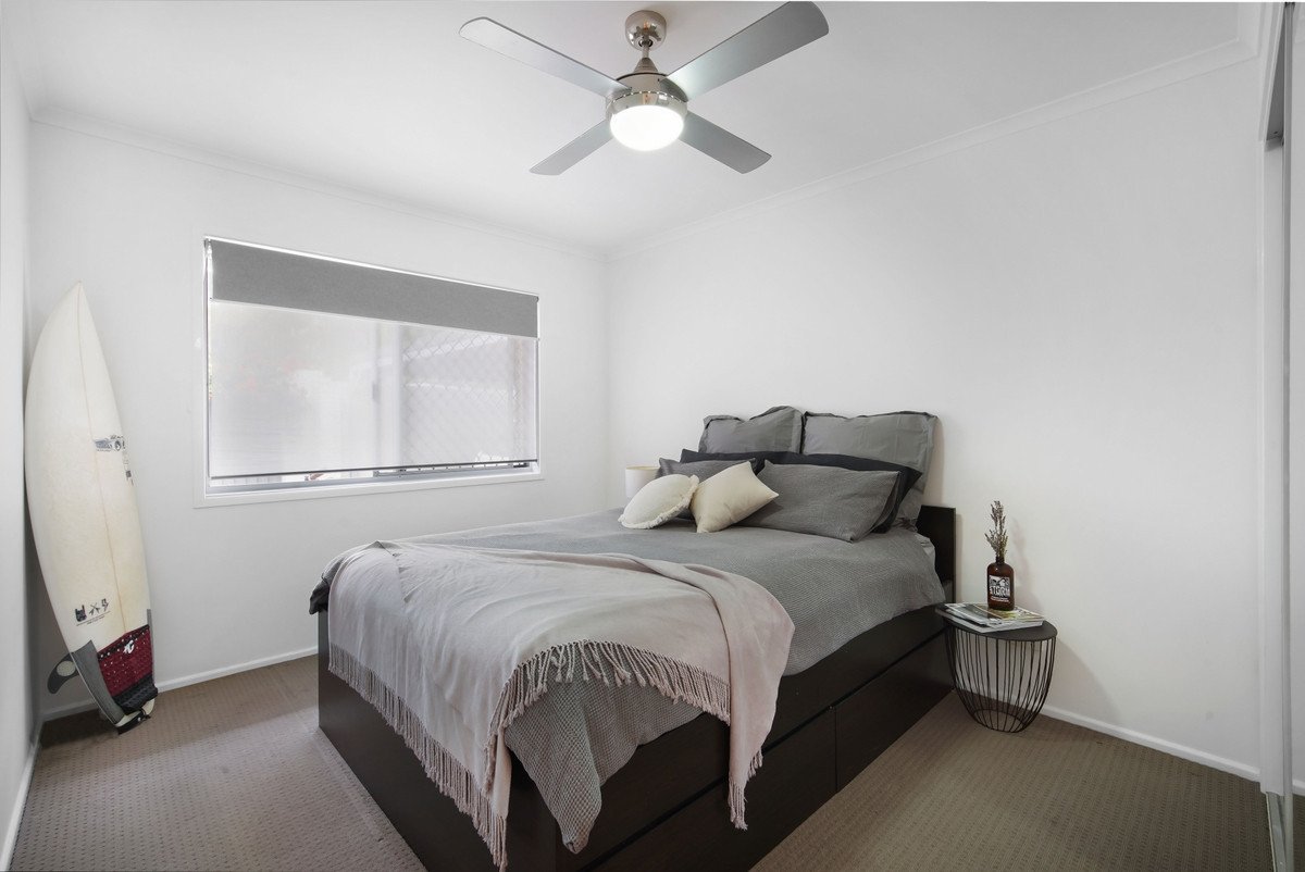 2/1960 Gold Coast Highway Miami 11