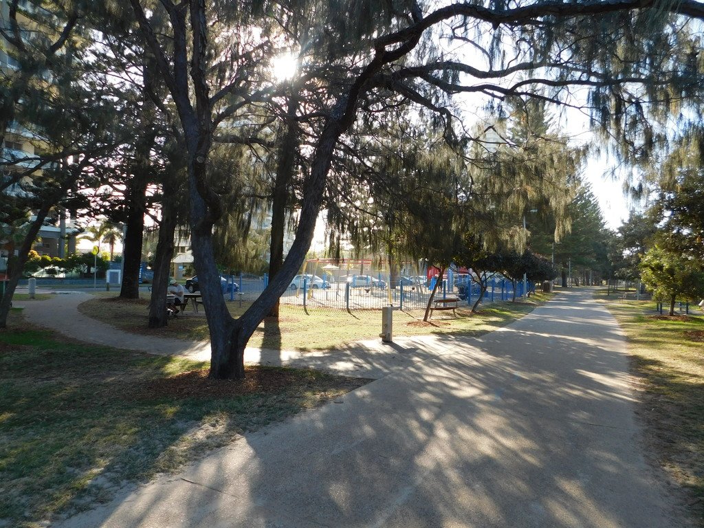 2/1971 Gold Coast Highway BURLEIGH HEADS 10