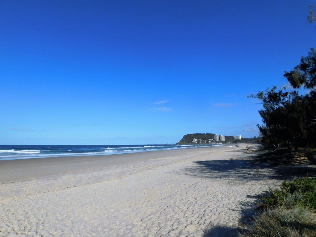 2/1971 Gold Coast Highway BURLEIGH HEADS 12