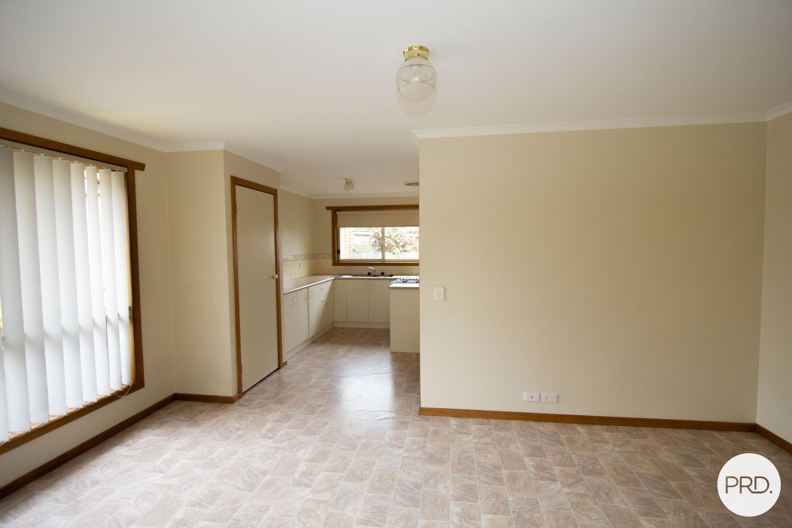 2/199 Yarrowee Street SEBASTOPOL 4