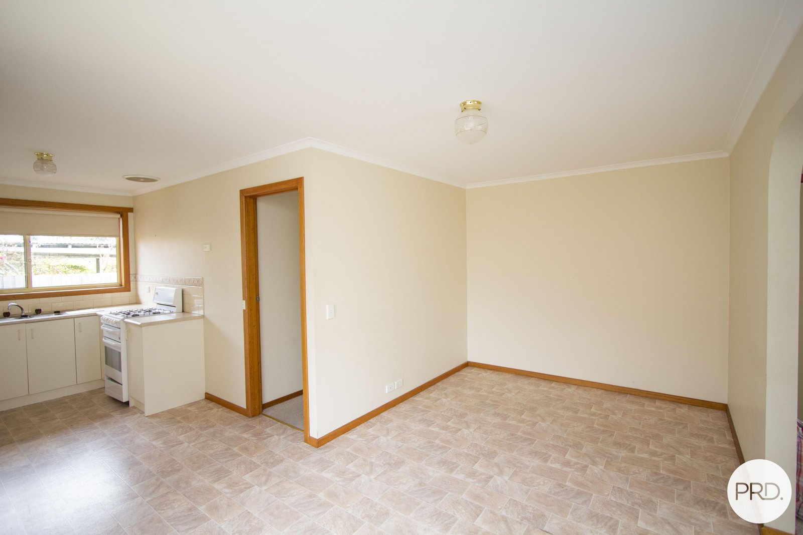 2/199 Yarrowee Street SEBASTOPOL 6