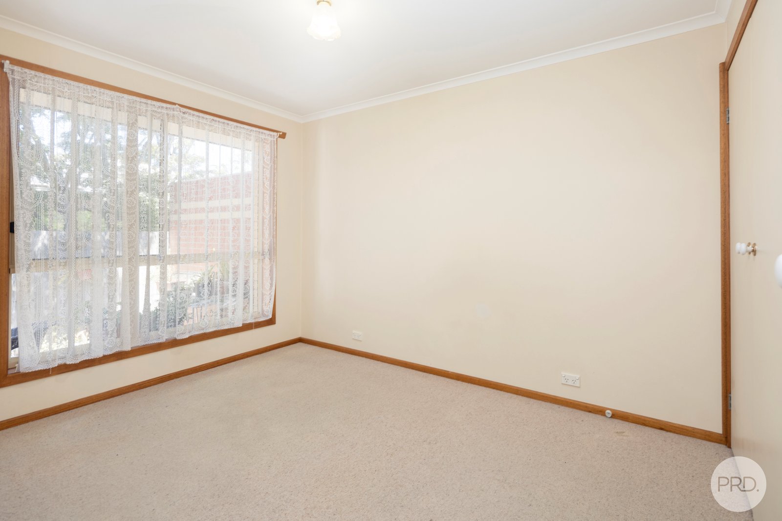 2/199 Yarrowee Street SEBASTOPOL 6