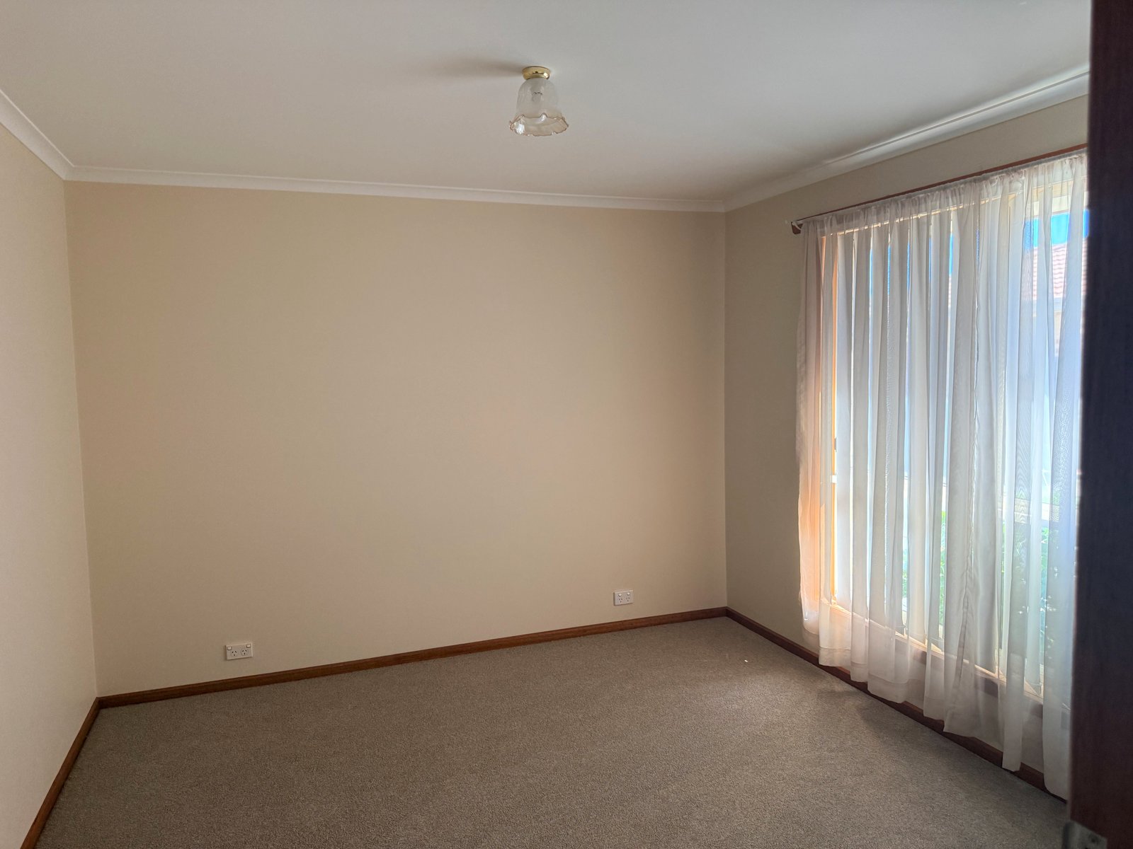 2/199 Yarrowee Street SEBASTOPOL 8