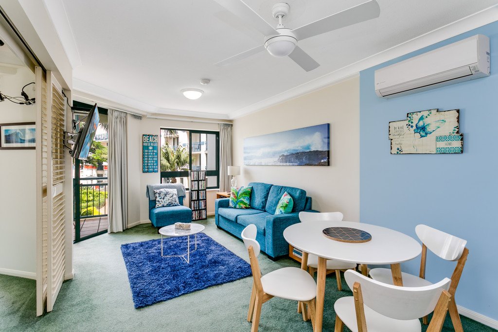 219/99 Griffith Street COOLANGATTA 3
