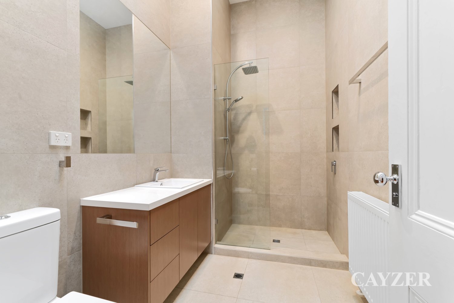Gallery: 219A Clarendon Street