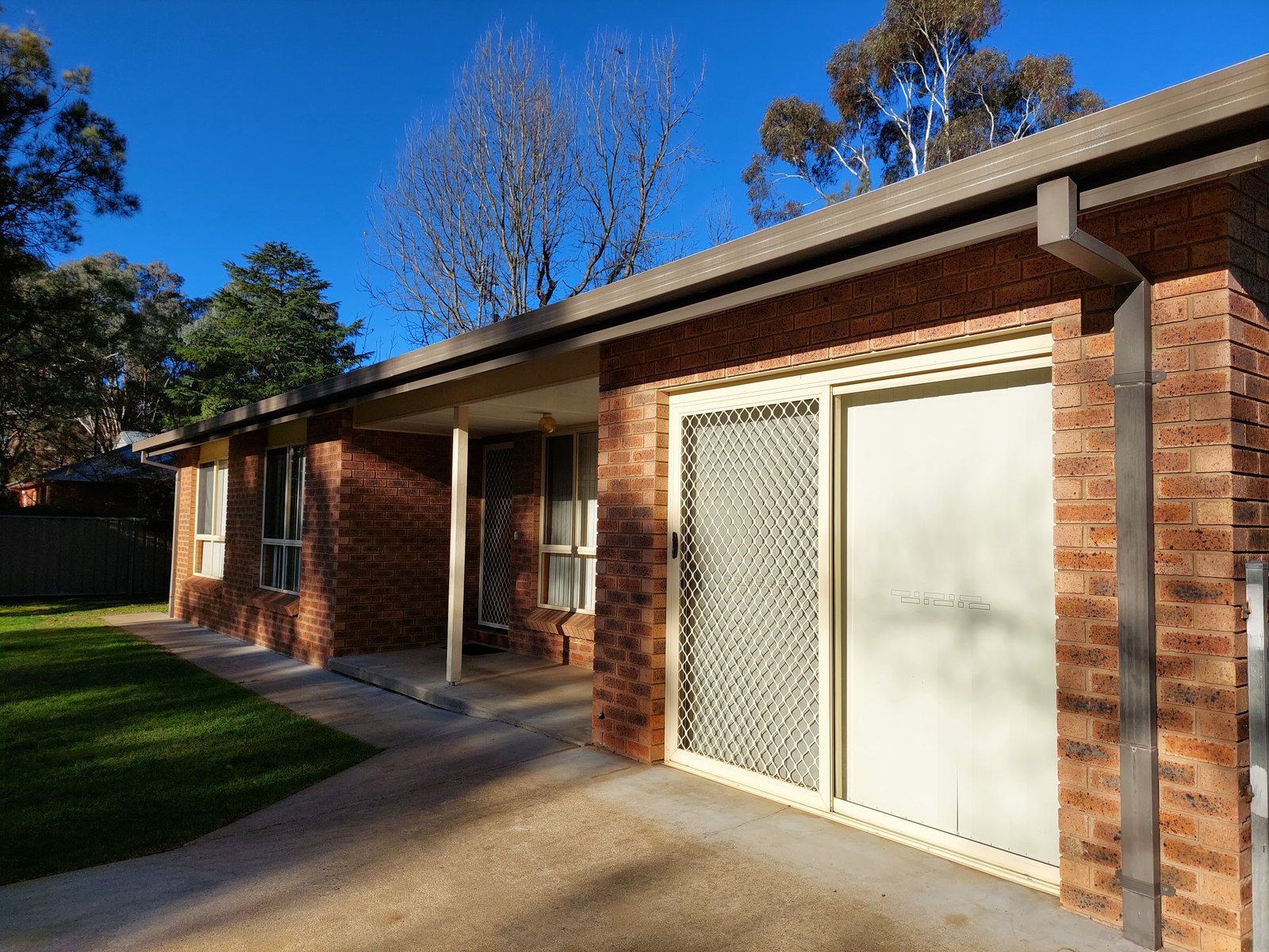 21A Blowering Road TUMUT 4