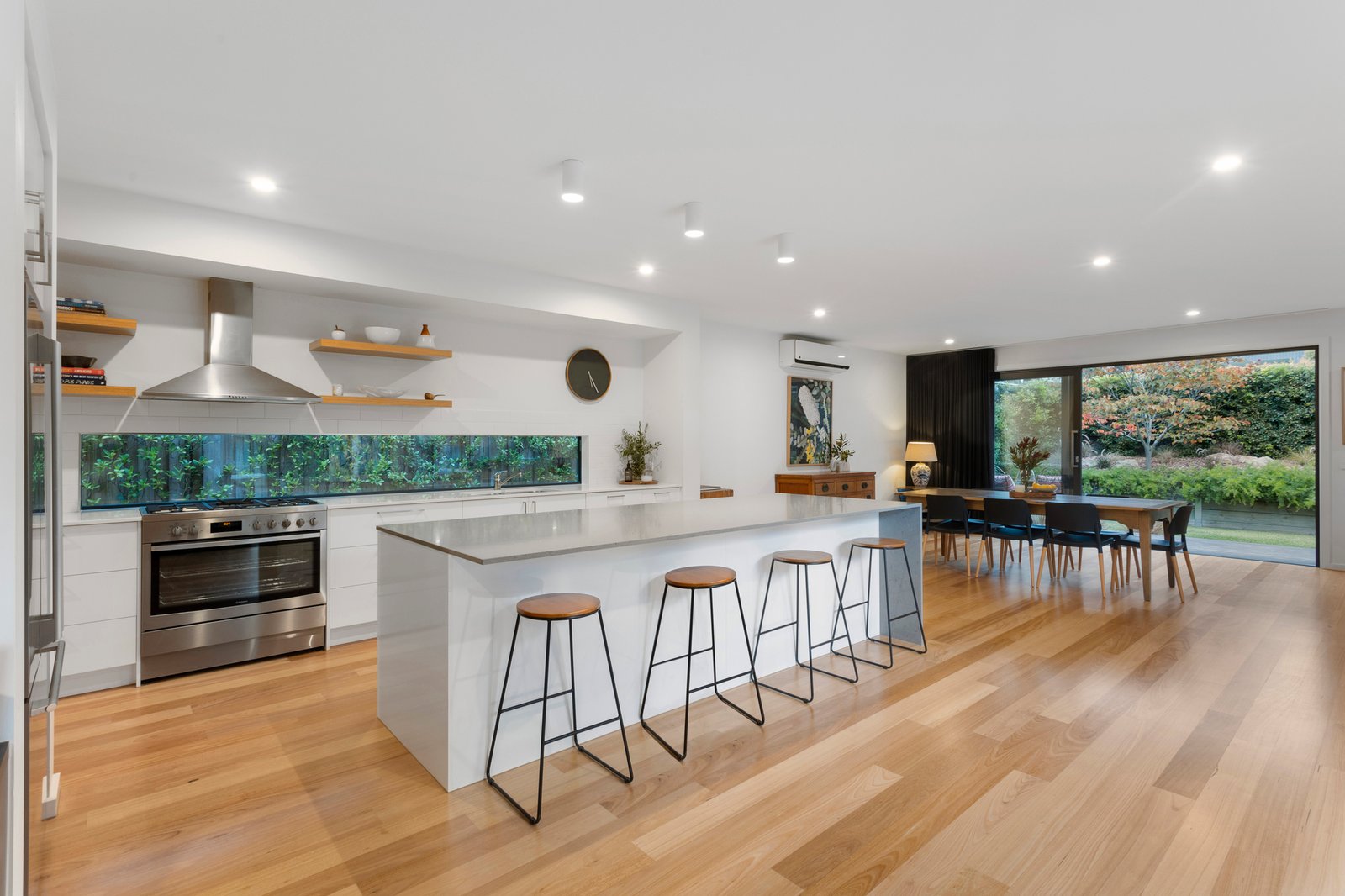 Gallery: 21A Cove Lane