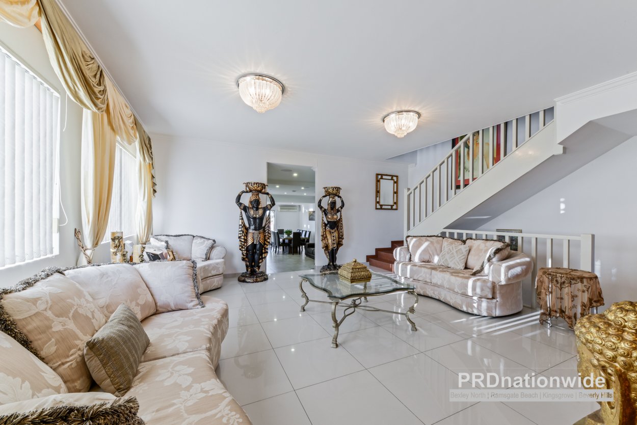 21A Dunkirk Avenue KINGSGROVE 4