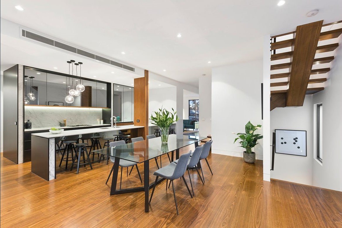 Gallery: 21A Glen Road