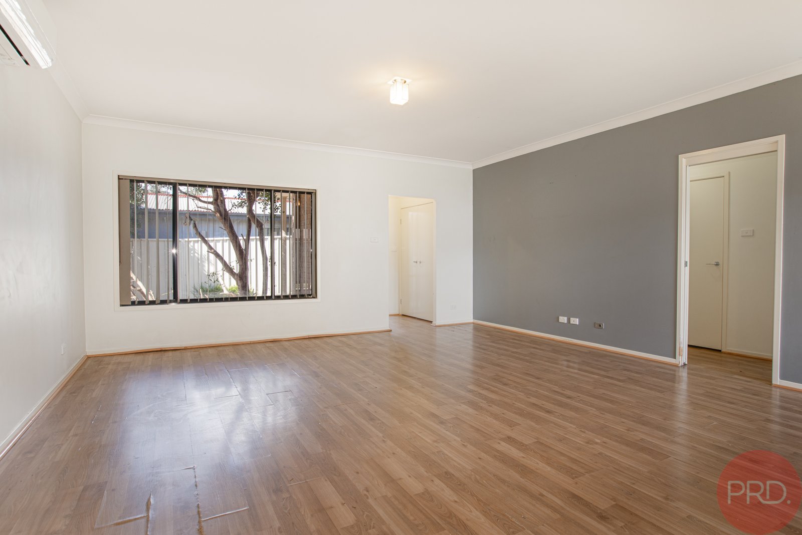 2/1a Lawson Street EAST MAITLAND 9