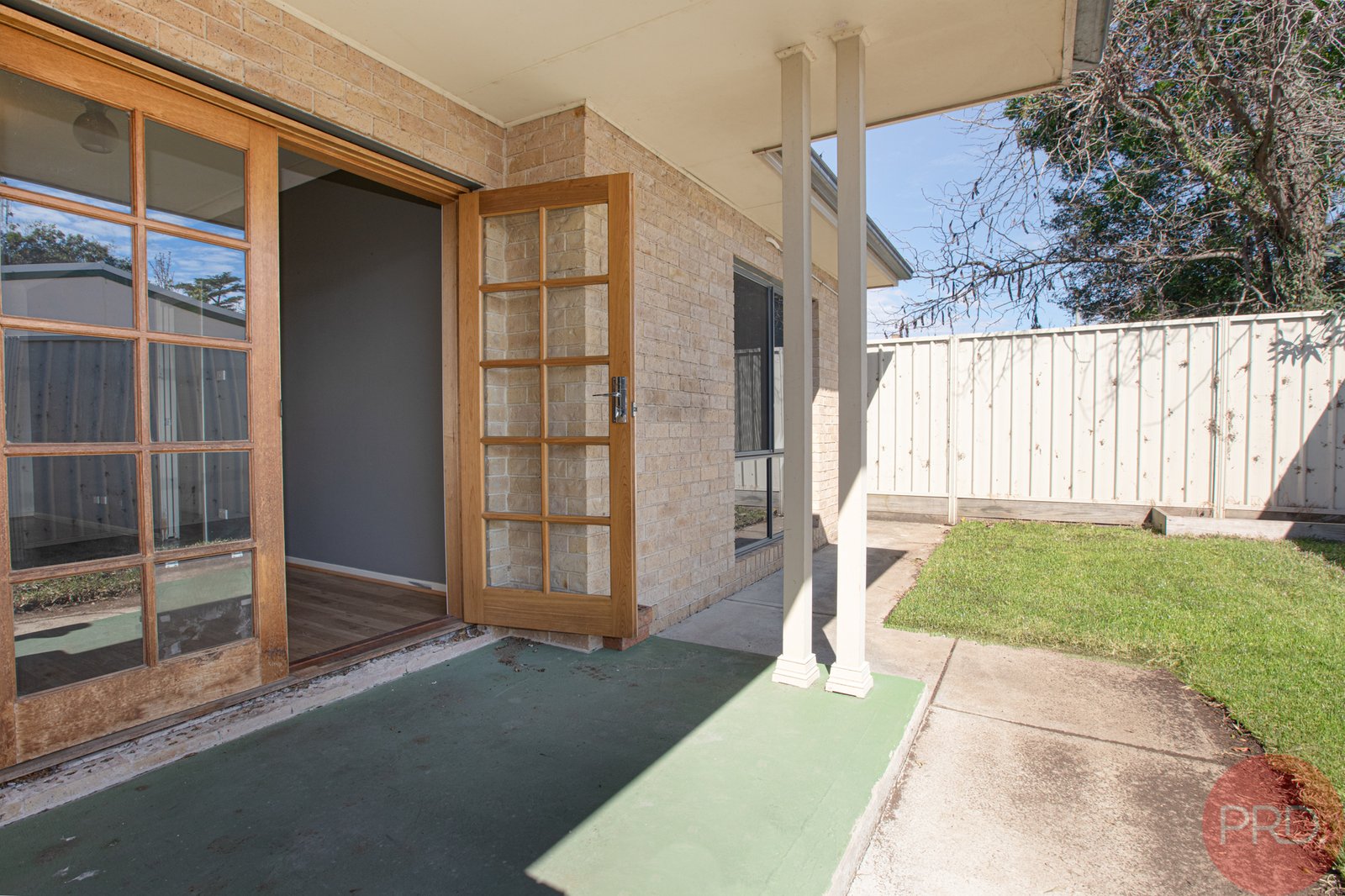 2/1a Lawson Street EAST MAITLAND 17