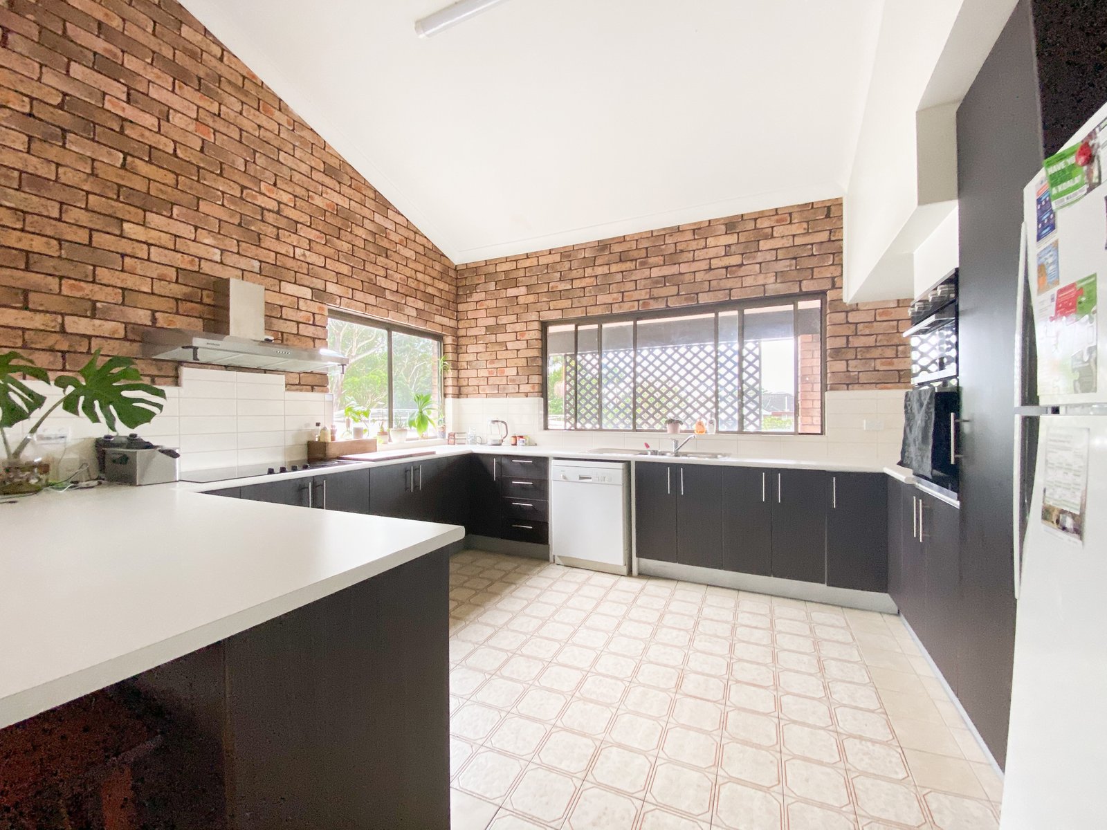 2/1A Magnus Street NELSON BAY 2