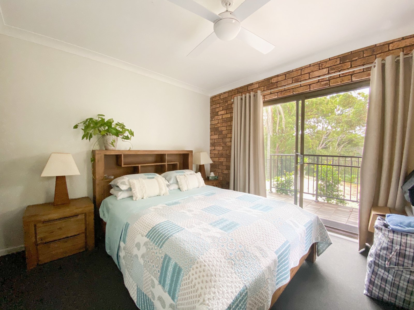 2/1A Magnus Street NELSON BAY 6