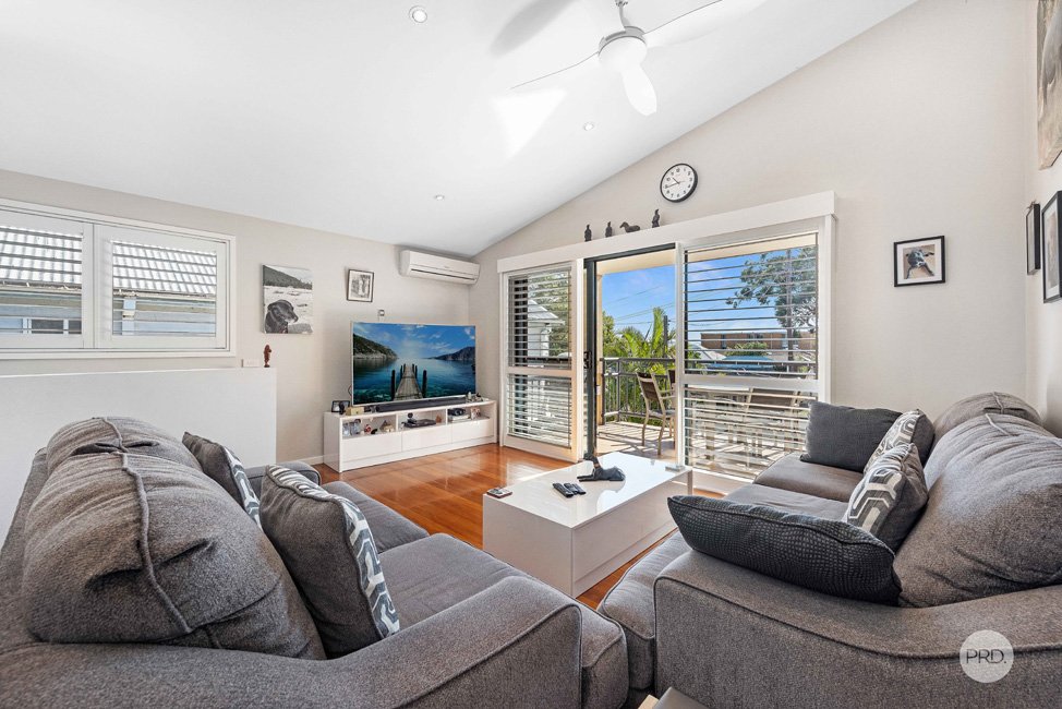 2/1A Messines Street SHOAL BAY 3