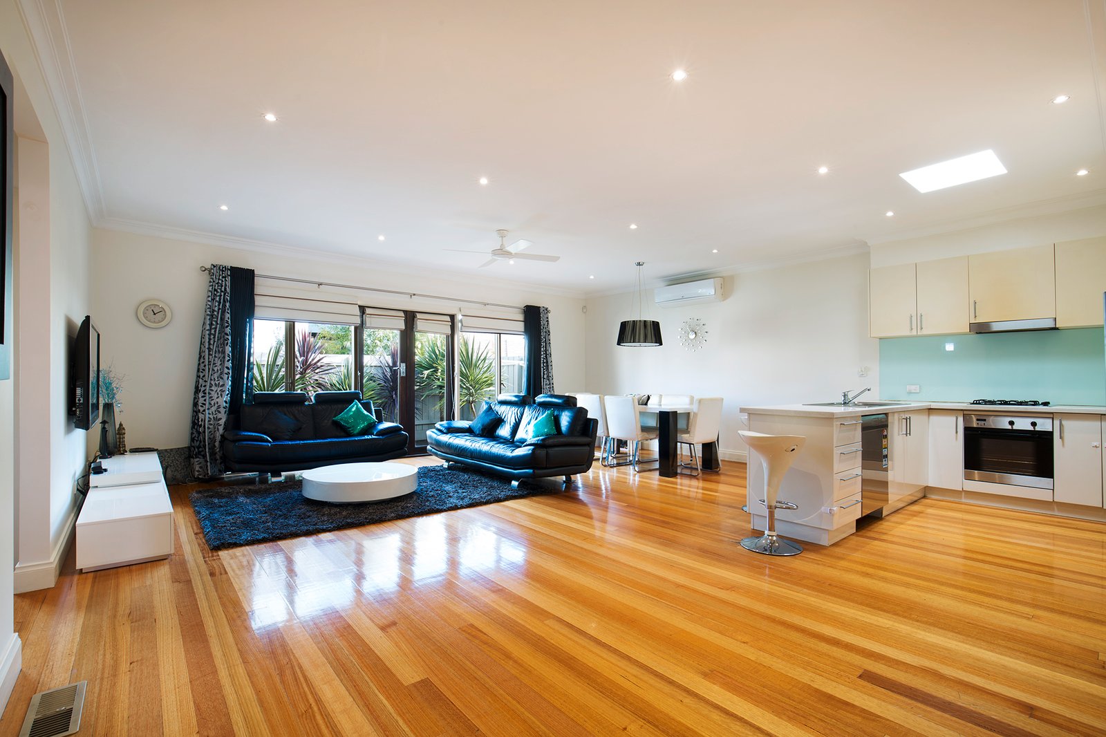 Gallery: 21a Moylan Street