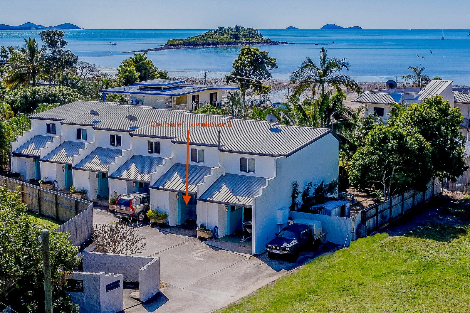 2/1A Pleasant Drive CANNONVALE 1