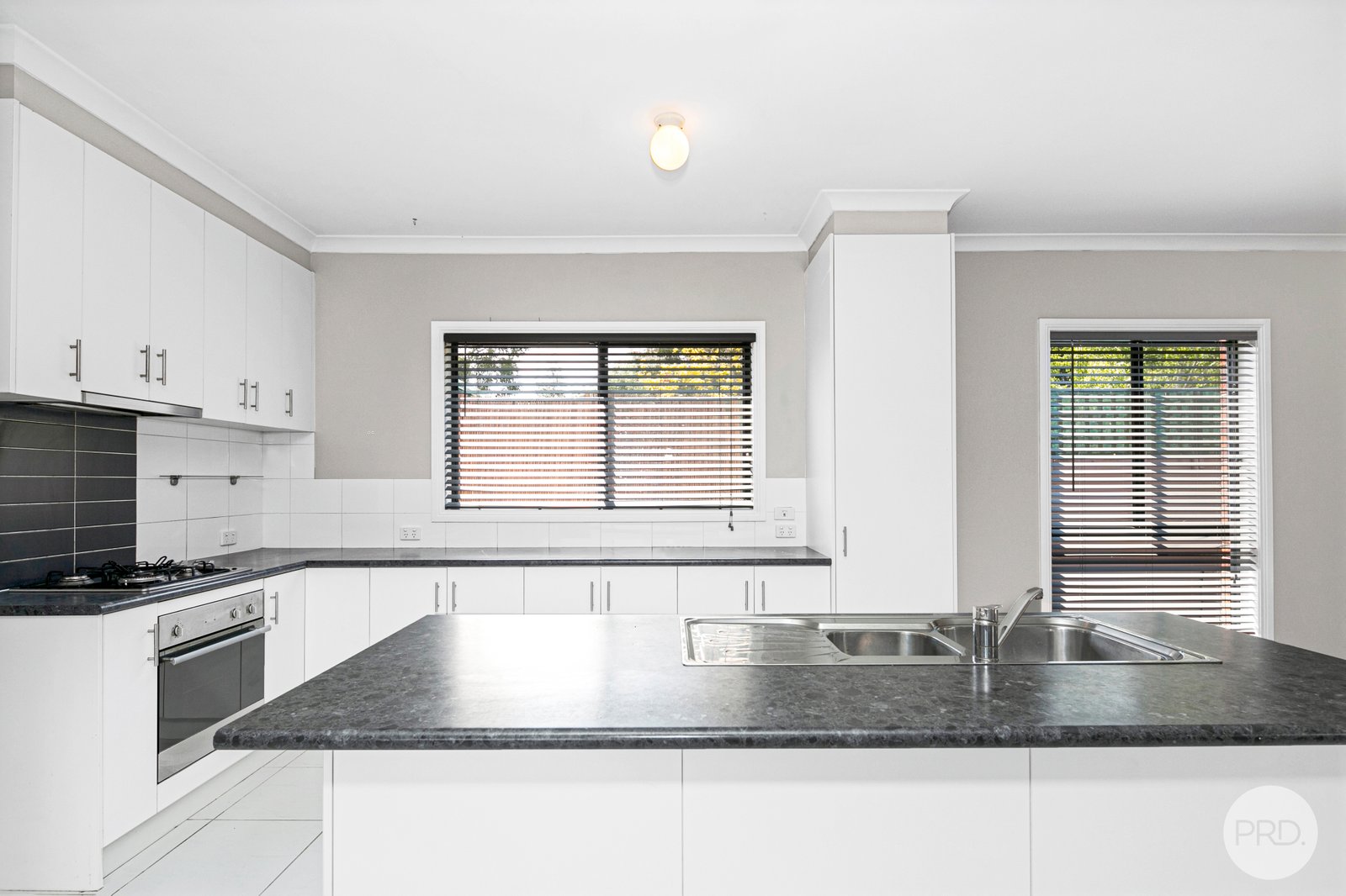 21a Queen Street SEBASTOPOL 2