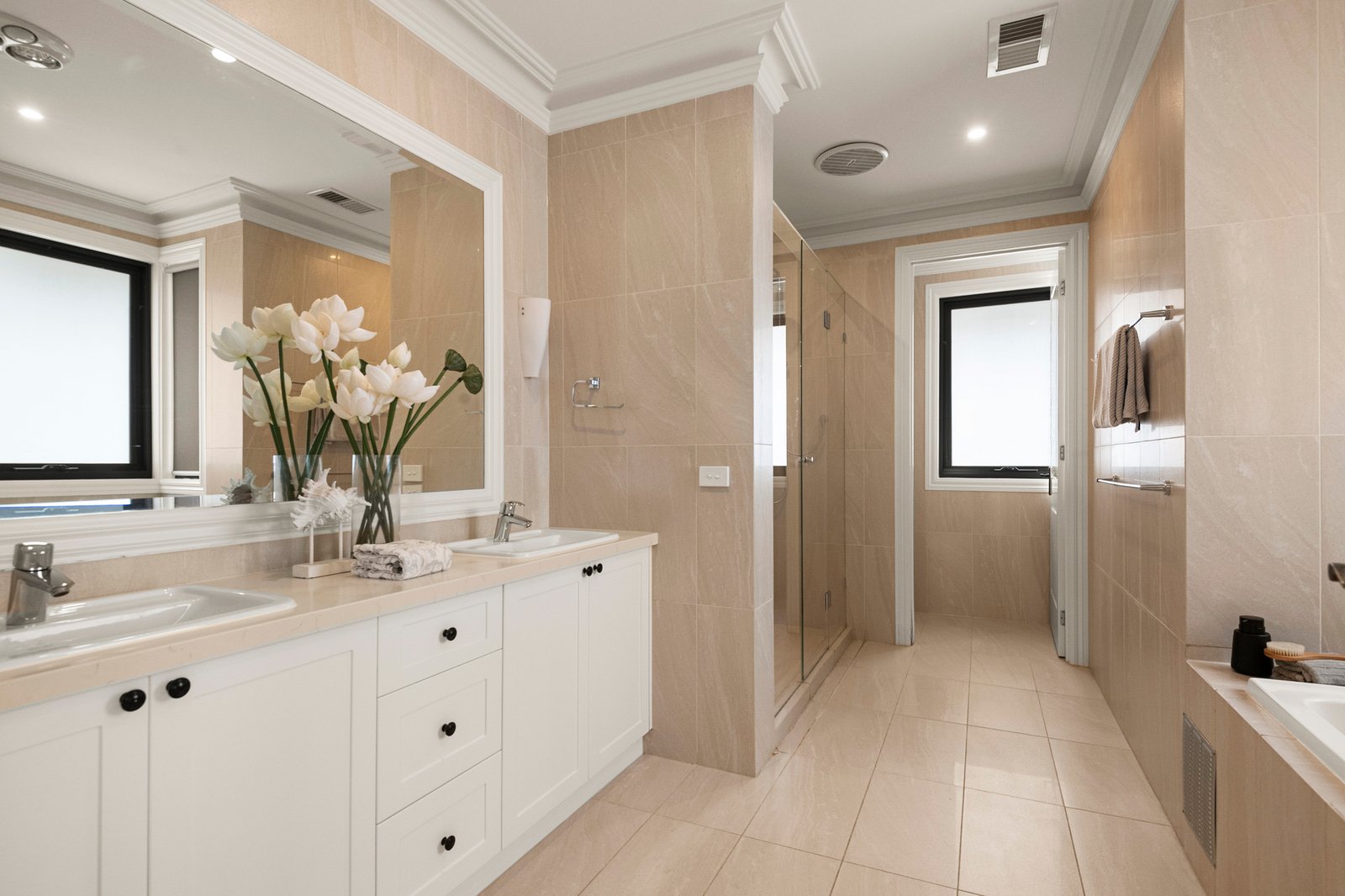 21A Rangeview Grove, Balwyn North, 3104