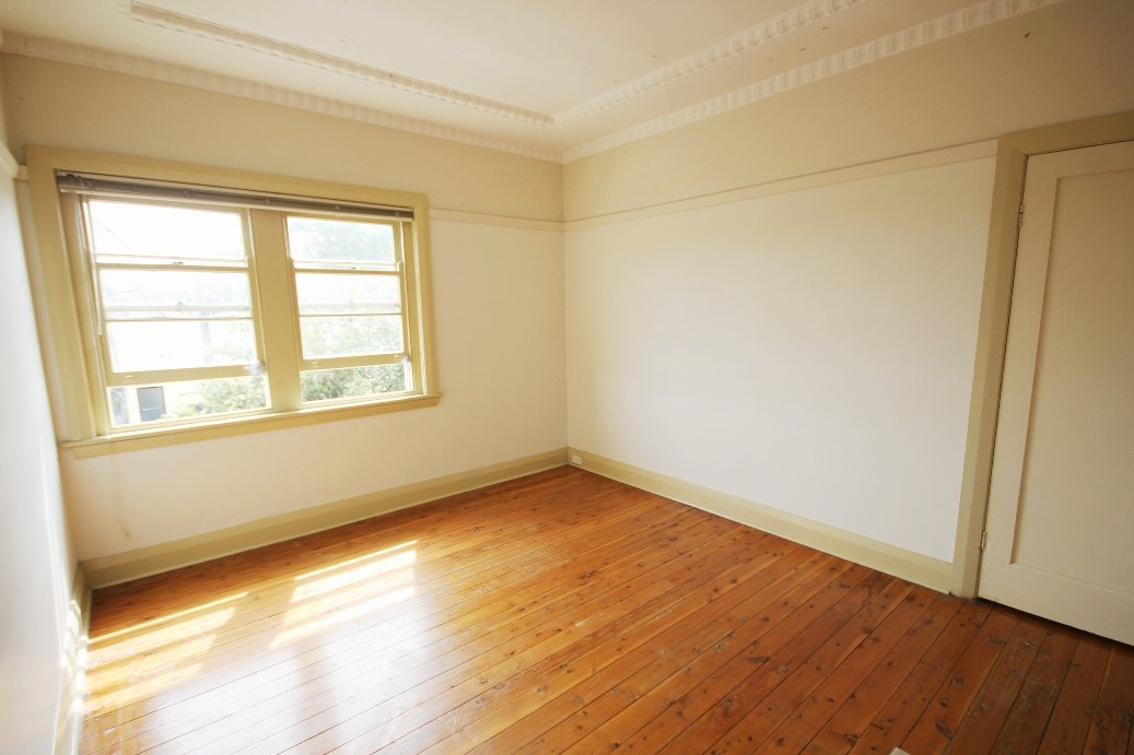 2/1A Short Street CARLTON 2