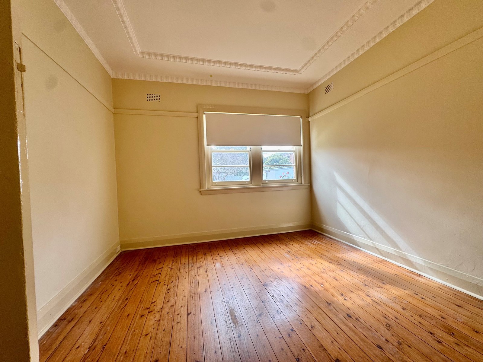2/1A Short Street CARLTON 4