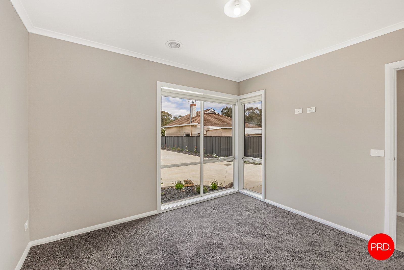 21A Station St  KANGAROO FLAT 3