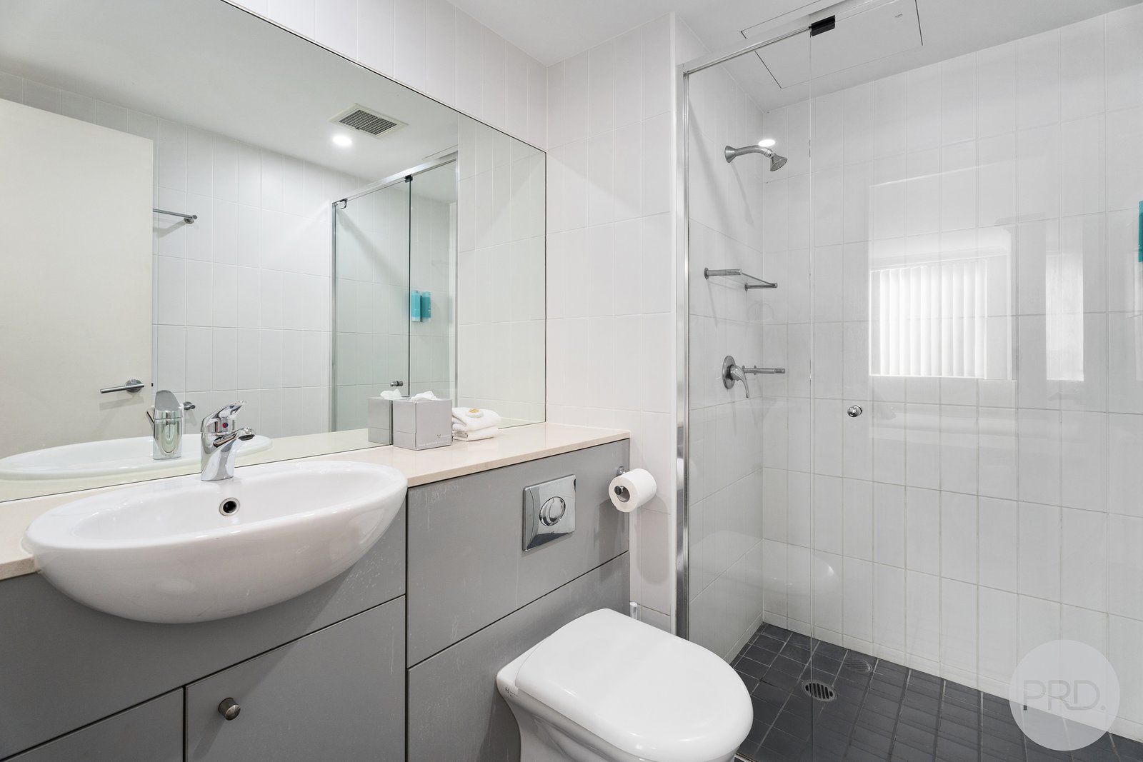 2/1A Tomaree Street NELSON BAY 13