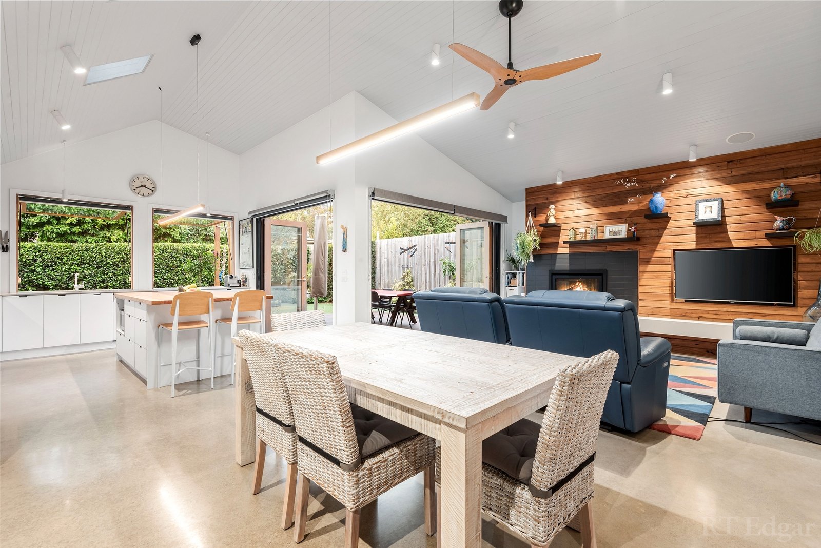 Real Estate and Property in 21B Raven Close, Ocean Grove, VIC