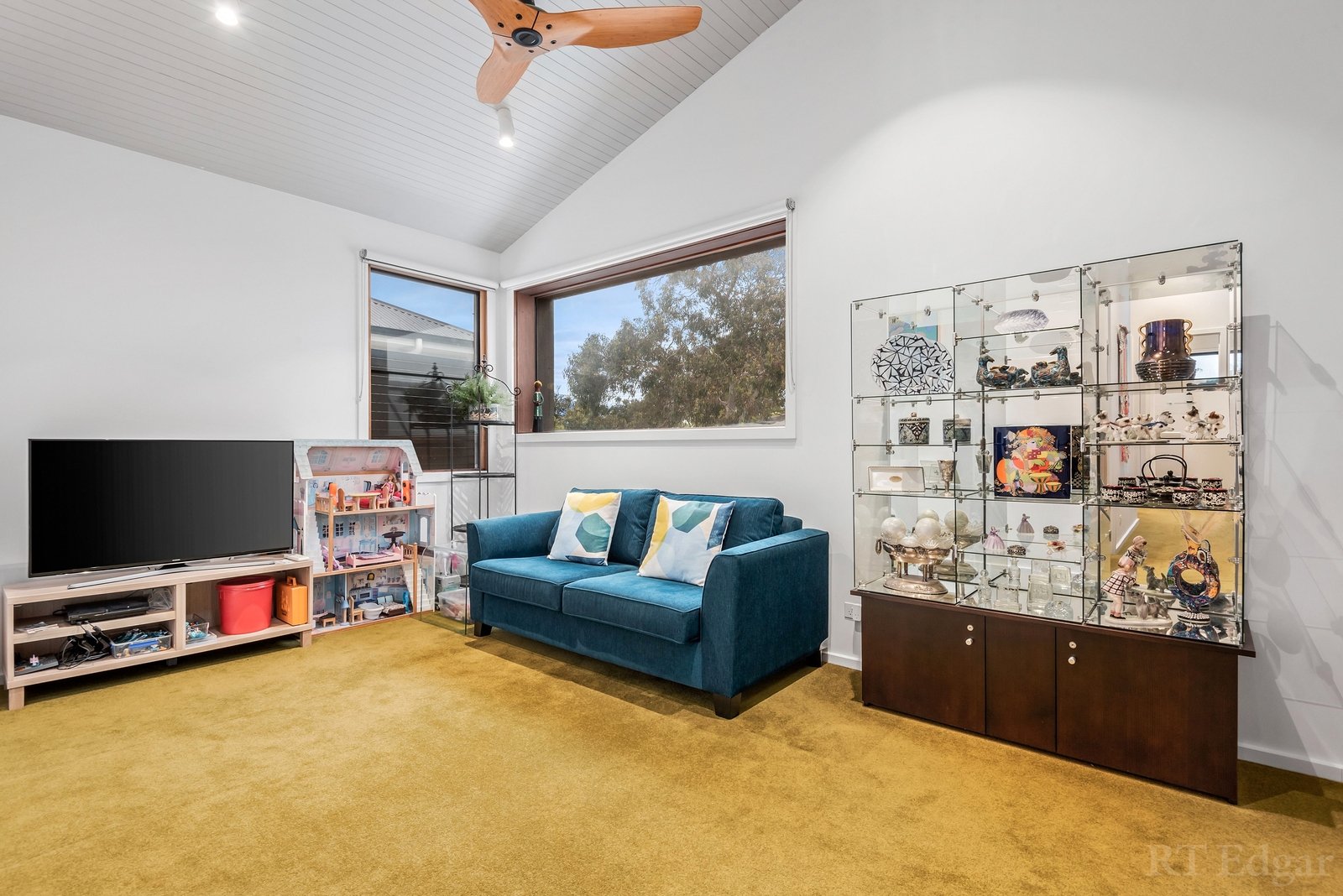 Real Estate and Property in 21B Raven Close, Ocean Grove, VIC