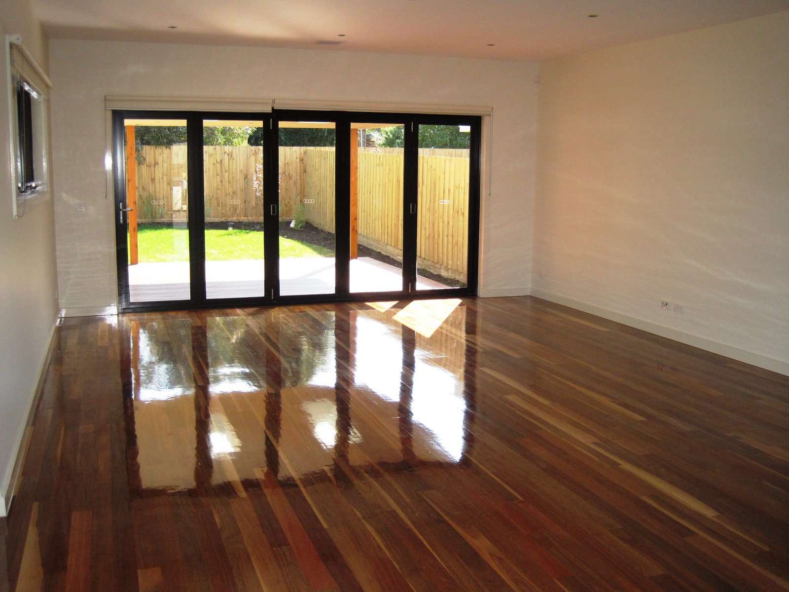 Gallery: 21B Surrey Street