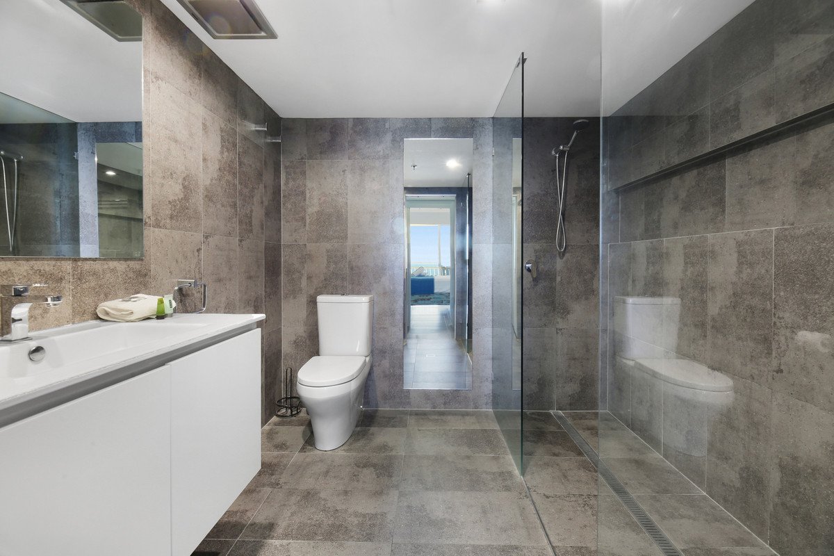 21B/3 Second Avenue BURLEIGH HEADS 17