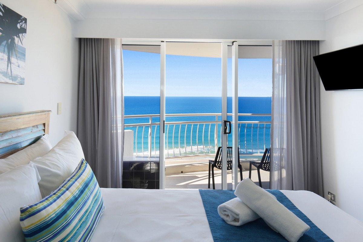 21B/3 Second Avenue BURLEIGH HEADS 18