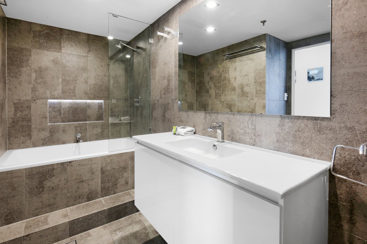 21B/3 Second Avenue BURLEIGH HEADS 20