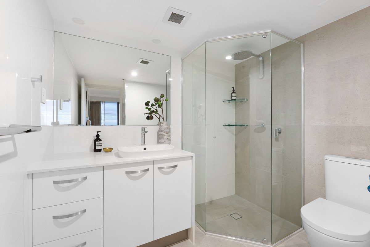 21C/973 Gold Coast Highway Palm Beach 13