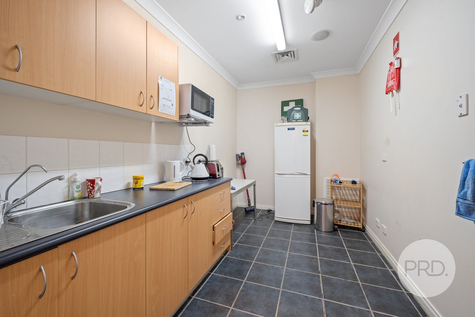 22-22A Hammond Avenue WAGGA WAGGA 26