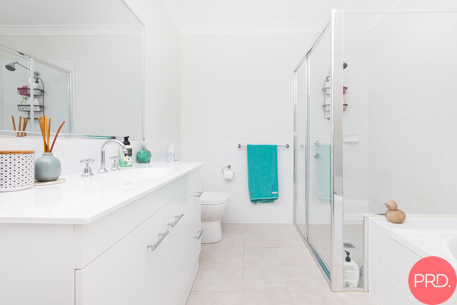 22 & 22A Isla Street RAWORTH 9