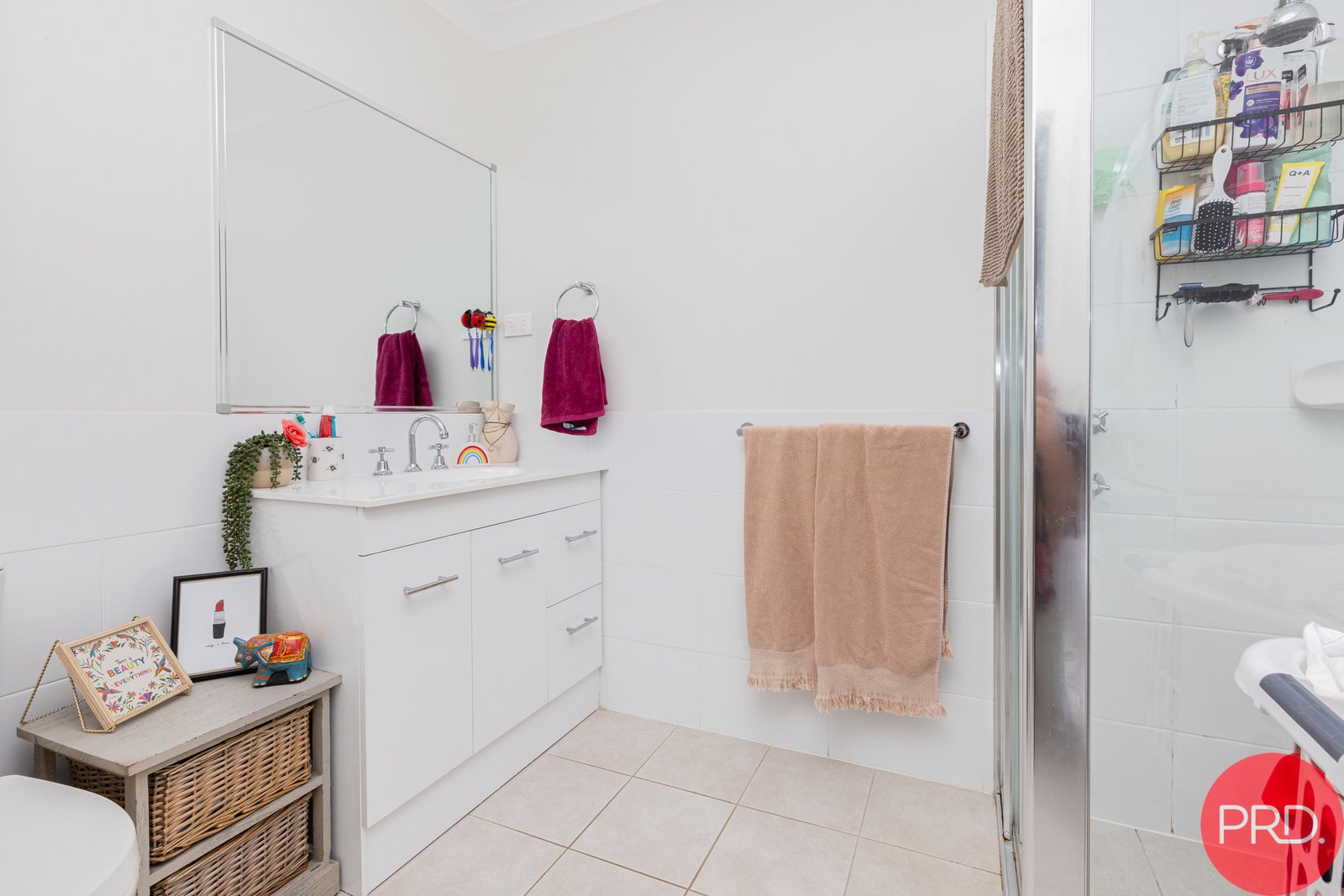 22 & 22A Isla Street RAWORTH 18