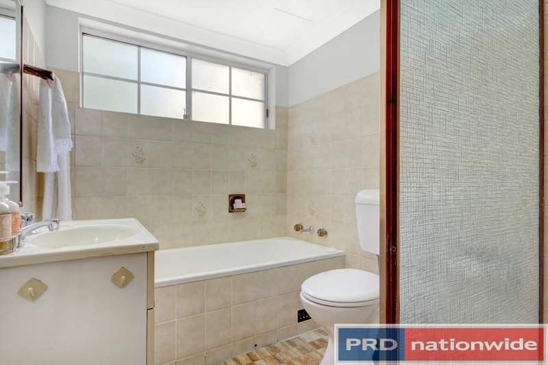 2/2-4 Connelly Street PENSHURST 8