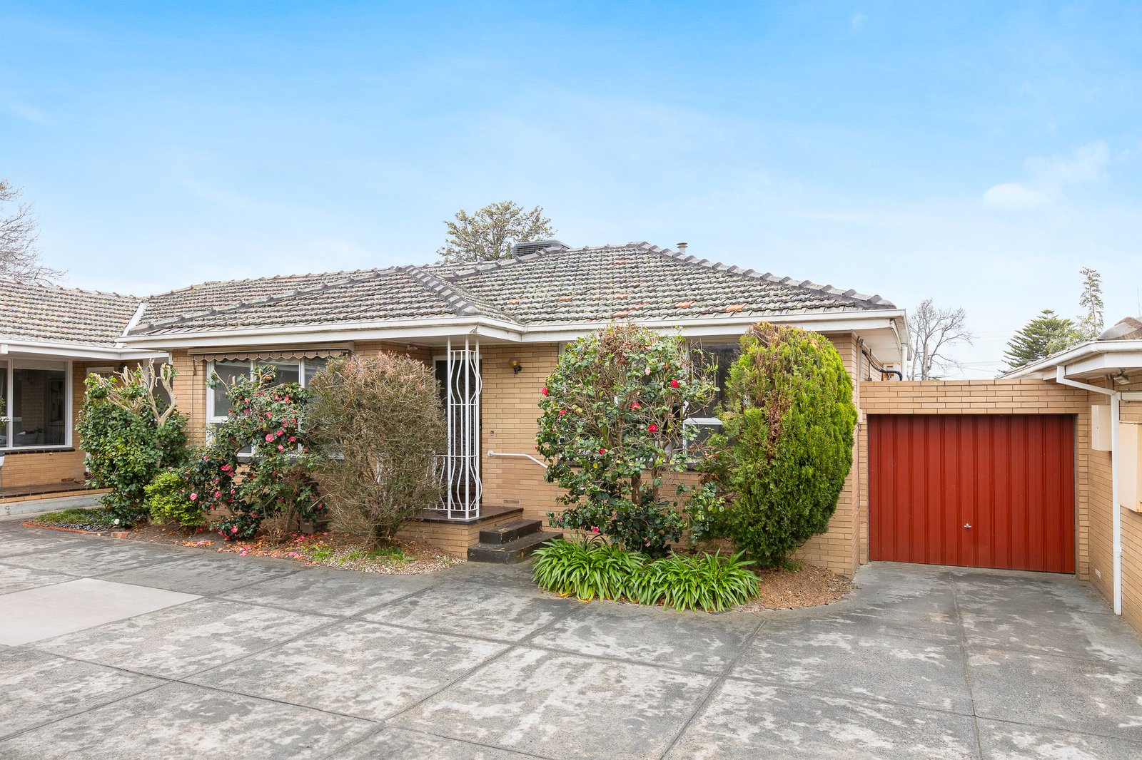 2/4 The Crescent, Highett, 3190