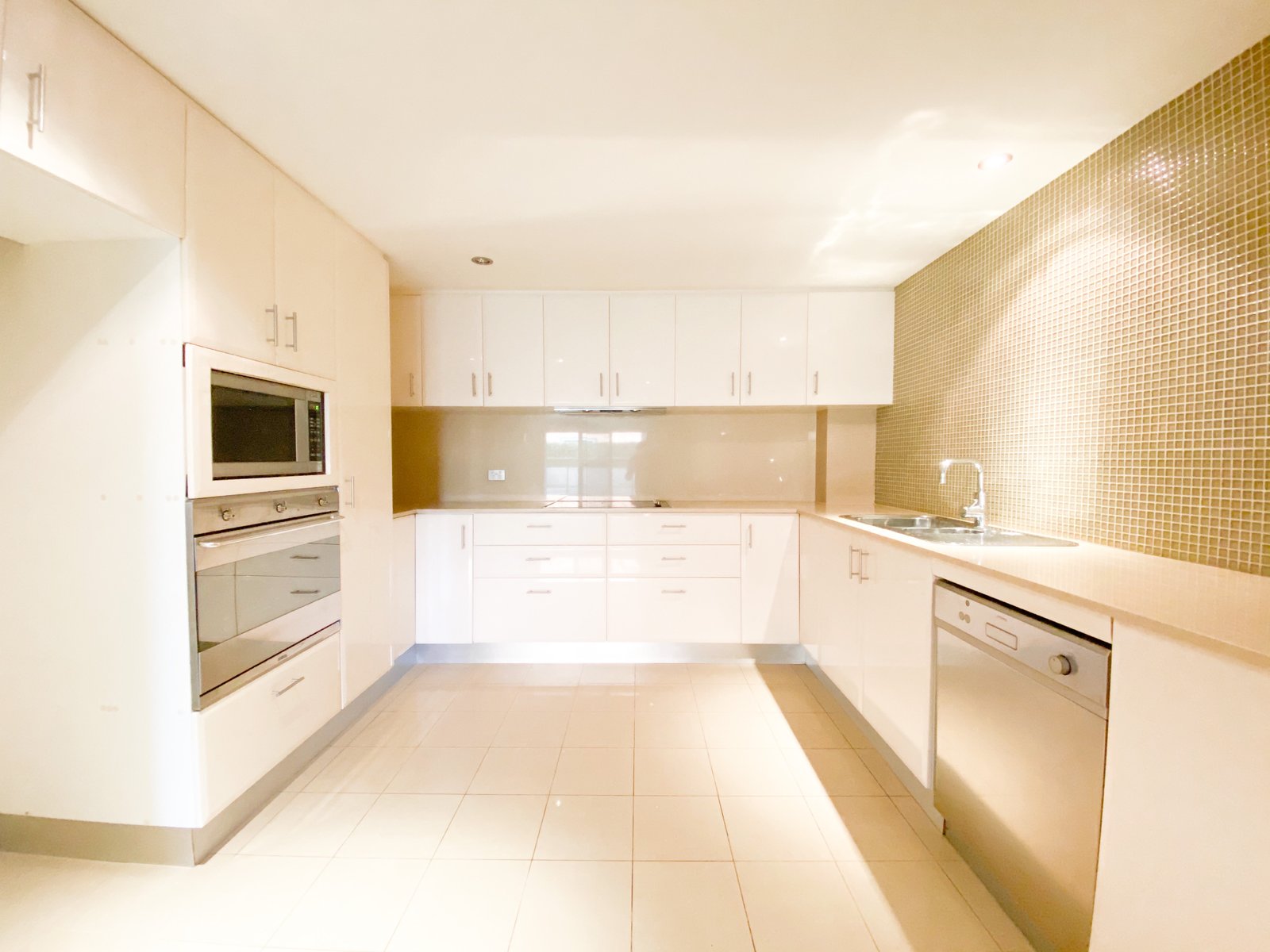 2/2-6 Government Road NELSON BAY 2