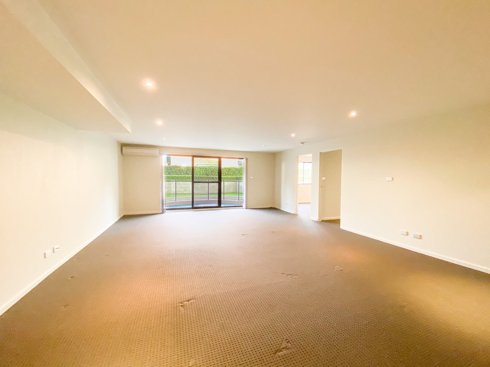 2/2-6 Government Road NELSON BAY 3