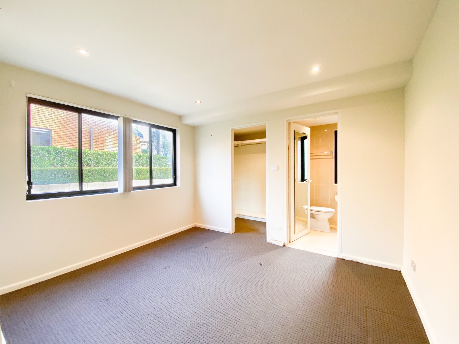 2/2-6 Government Road NELSON BAY 6